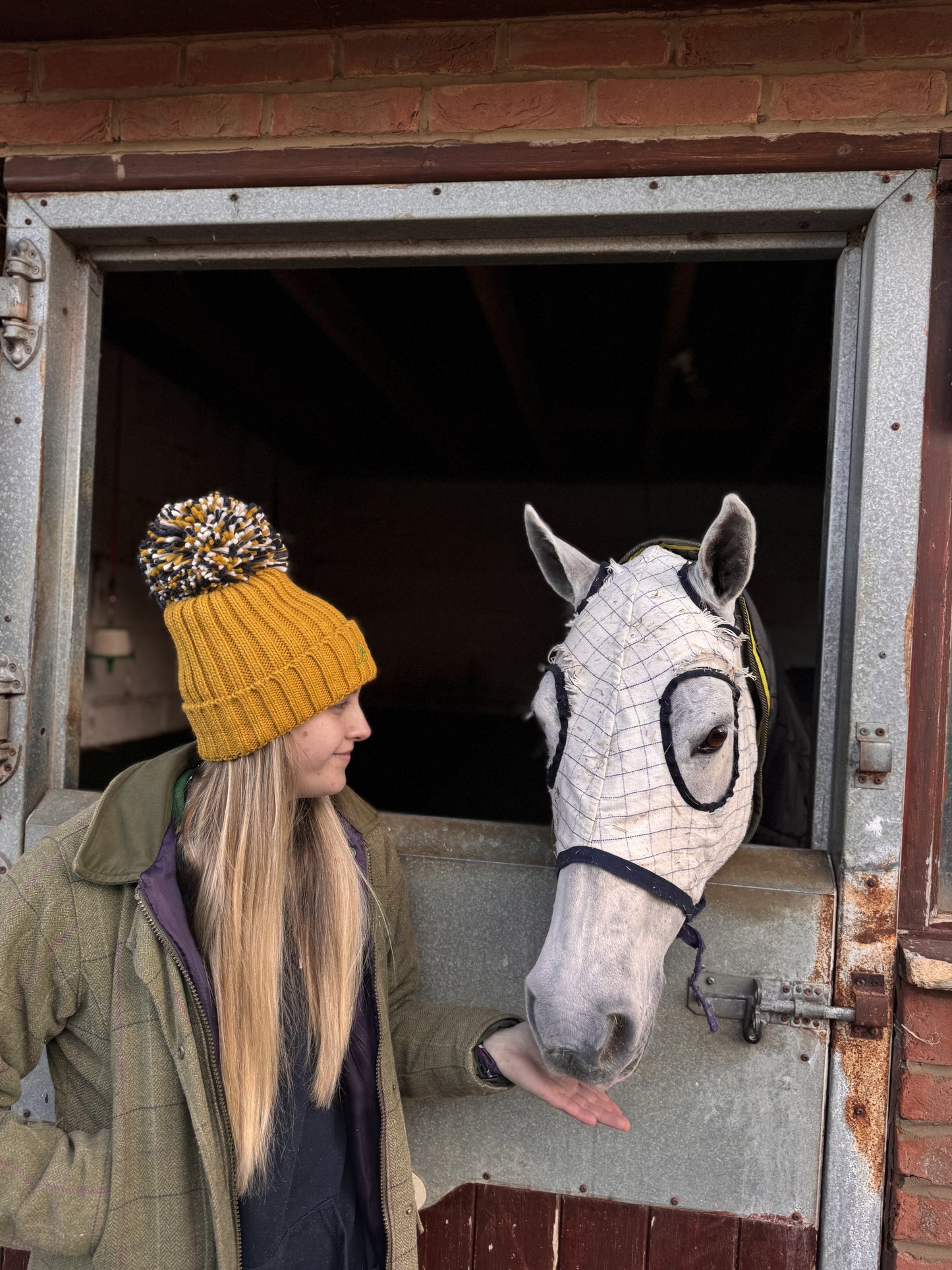 BG logo winter thermal hat