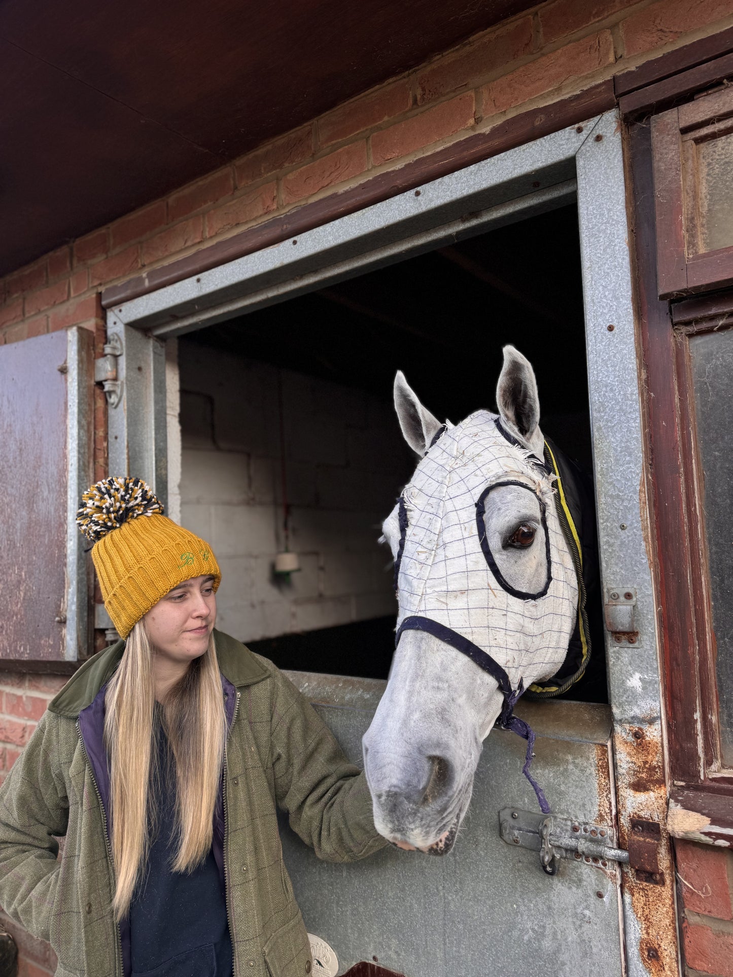 BG logo winter thermal hat